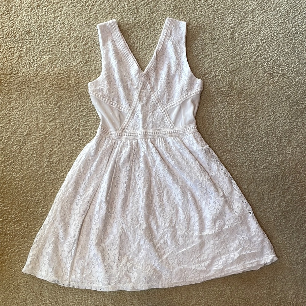White lace dress